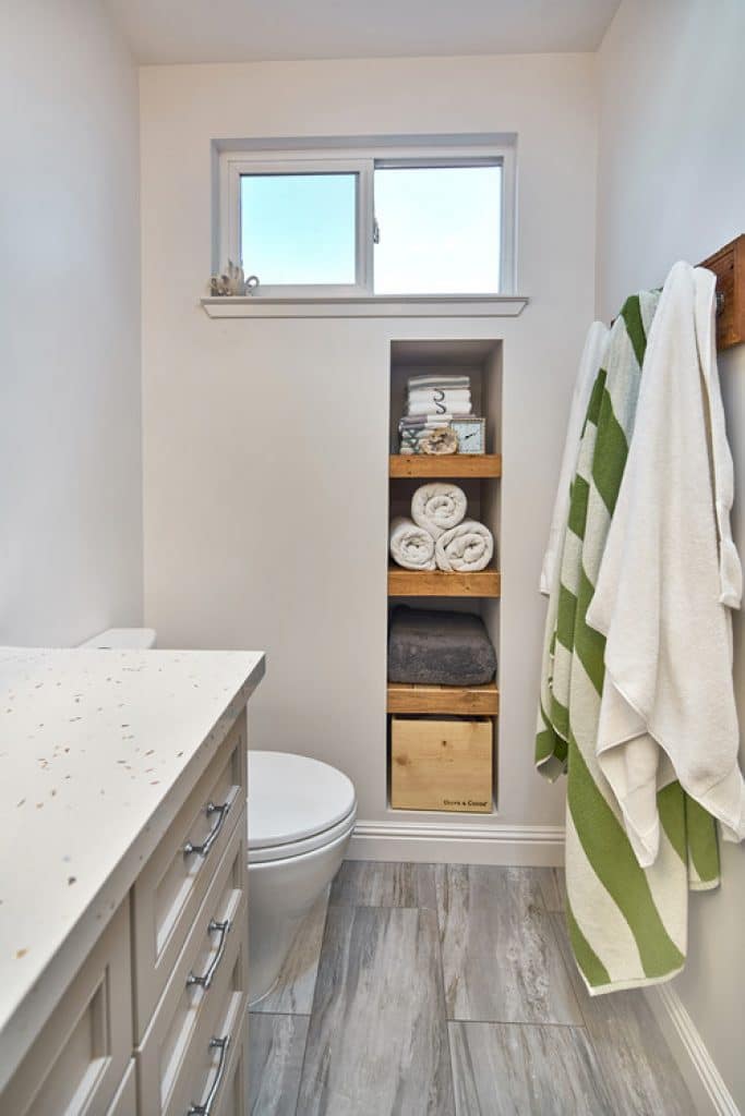 a touch of rustic angela rasmussen - Small Bathroom Remodel Ideas - HandyMan.Guide -
