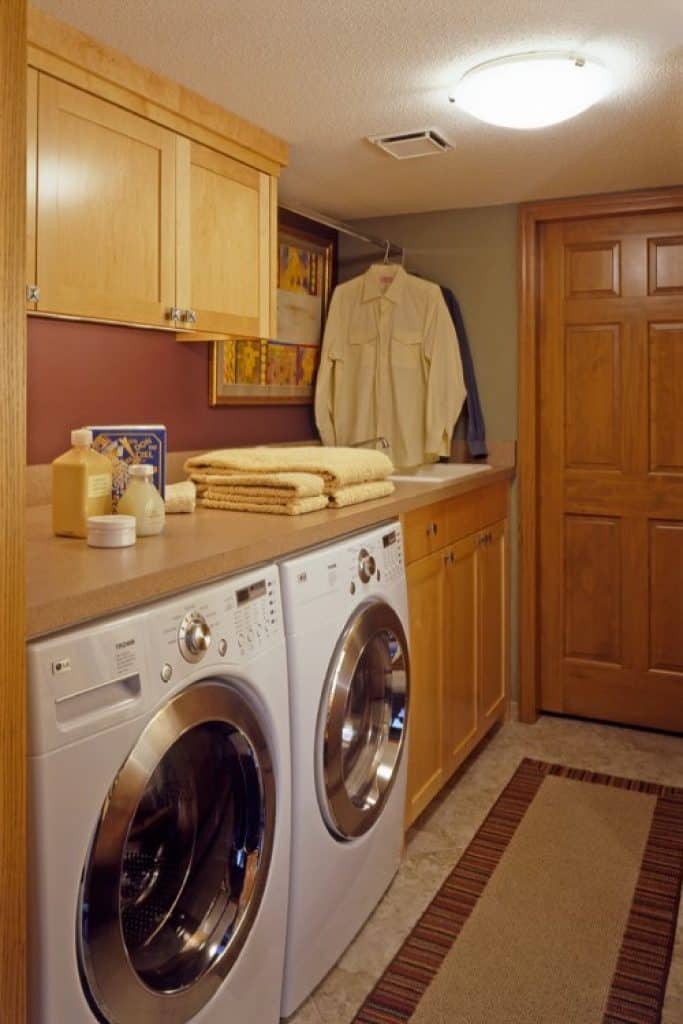 mudroom and laundry rooms trademark wood products - laundry room ideas - HandyMan.Guide -