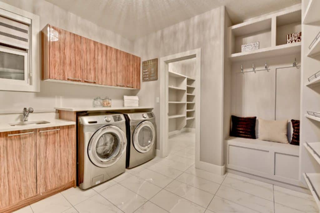 mudrooms and laundry rooms blackstone homes ltd - laundry room ideas - HandyMan.Guide -
