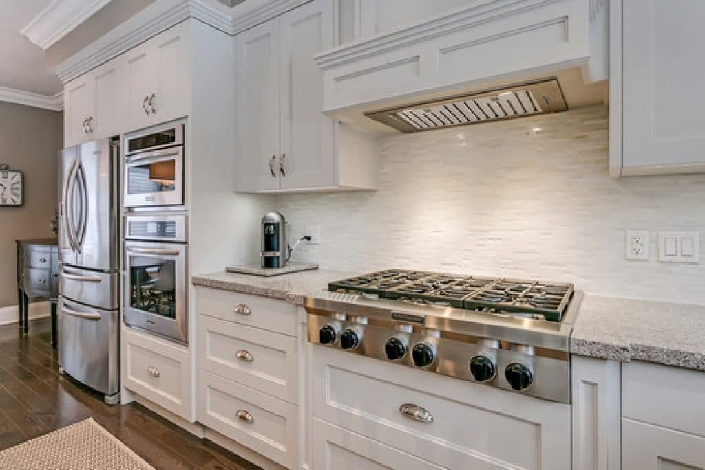 oakville family home transformation bridgemont properties inc - Kitchen Remodel Ideas & Designs - HandyMan.Guide - Kitchen Remodel Ideas