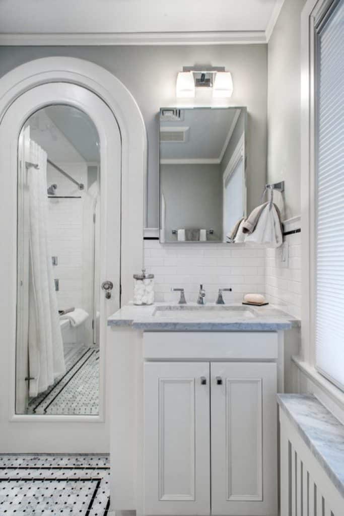 stunning colonial maggie bender interiors - Small Bathroom Remodel Ideas - HandyMan.Guide -