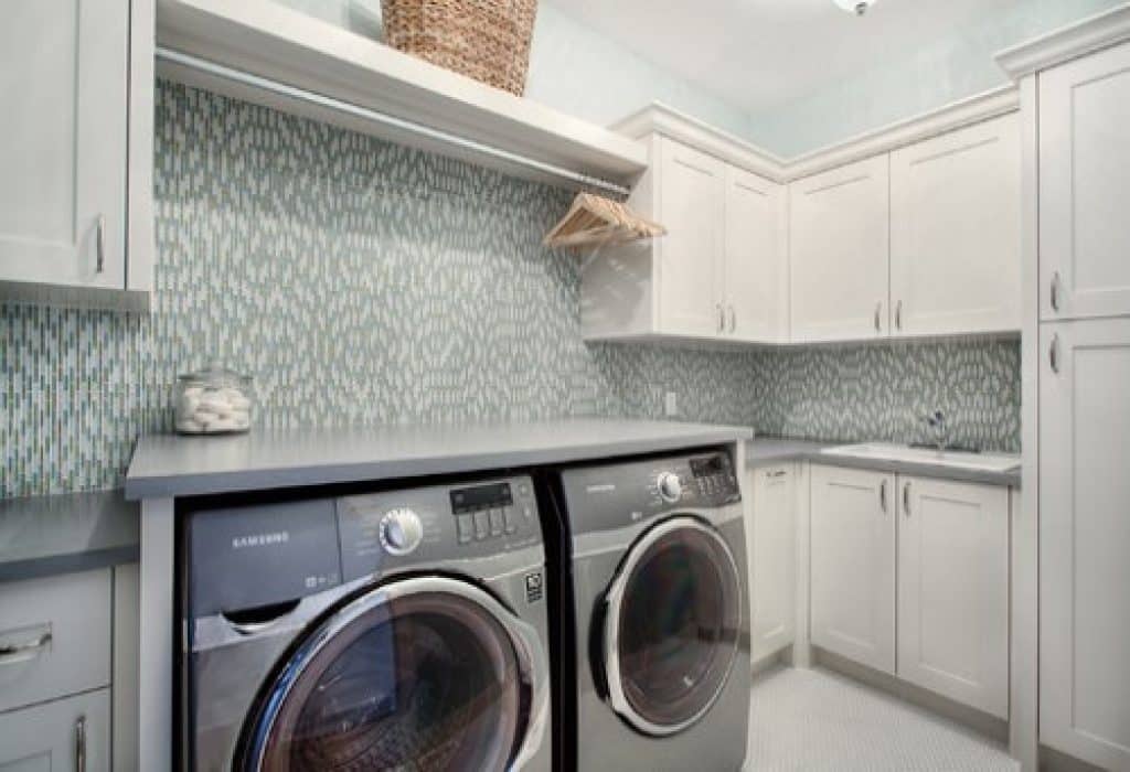 watermark waterside court veranda estate homes inc - laundry room ideas - HandyMan.Guide -