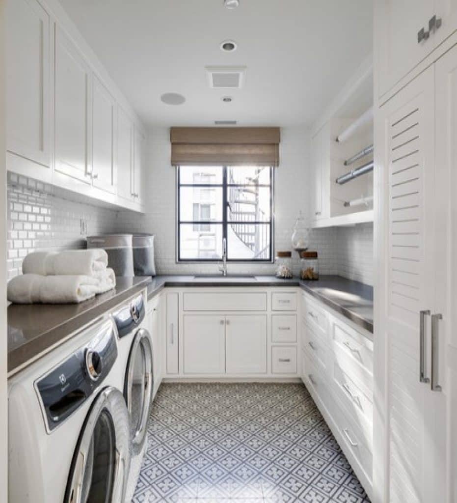 fernleaf transitional patterson custom homes - 152 Great Laundry Room Ideas to Maximize Your Laundry Space - HandyMan.Guide - Laundry Room Ideas