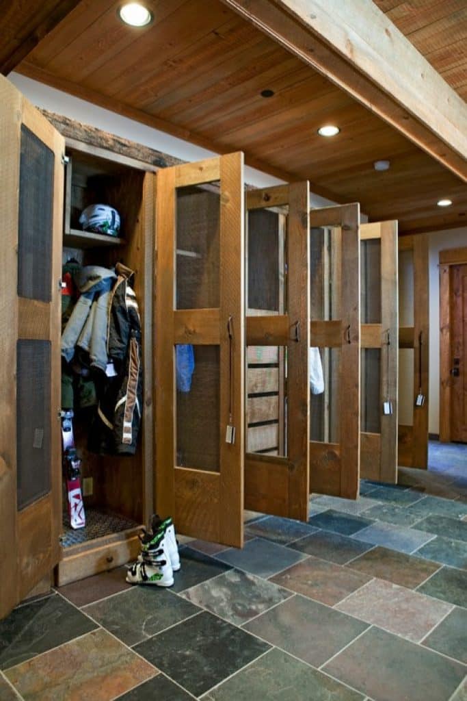 grouse ridge high camp home - 152 Mudroom Ideas & Pictures to Enhance the Entry Points in Your Home - HandyMan.Guide - Mudroom