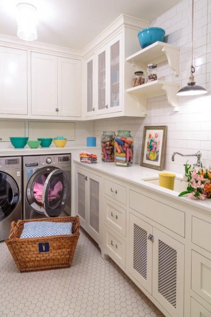 more polished farmhouse alison kandler interior design - 152 Great Laundry Room Ideas to Maximize Your Laundry Space - HandyMan.Guide - Laundry Room Ideas