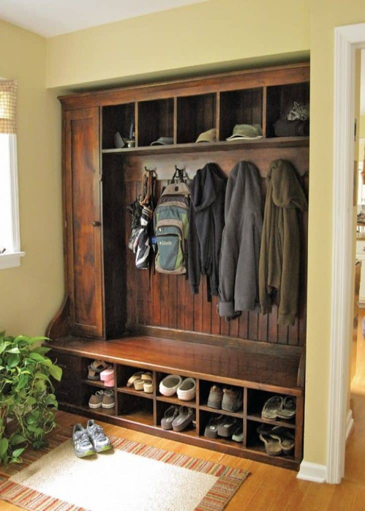 mudroom rack barnwood furniture country willow - 152 Mudroom Ideas & Pictures to Enhance the Entry Points in Your Home - HandyMan.Guide - Mudroom