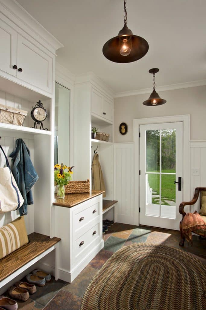 seven gables balzer and tuck architecture - 152 Mudroom Ideas & Pictures to Enhance the Entry Points in Your Home - HandyMan.Guide - Mudroom