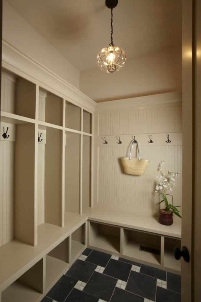stonebreaker builders and remodelers stonebreaker builders and remodelers - 152 Mudroom Ideas & Pictures to Enhance the Entry Points in Your Home - HandyMan.Guide - Mudroom