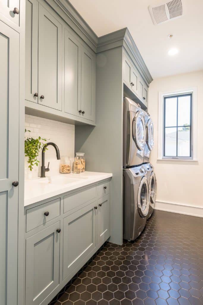 wellesley contemporary farm house structure home - 152 Great Laundry Room Ideas to Maximize Your Laundry Space - HandyMan.Guide - Laundry Room Ideas