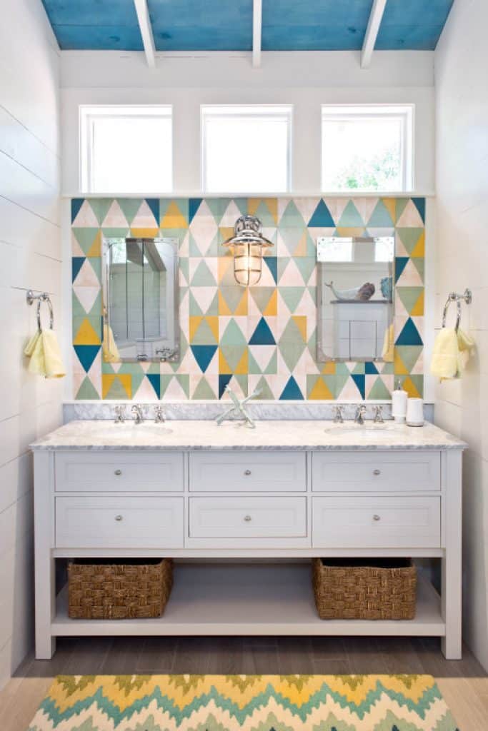 beach house bathroom remodel younique designs - 152 Small Bathroom Remodel Ideas & Pictures for 2022 - HandyMan.Guide - Small Bathroom