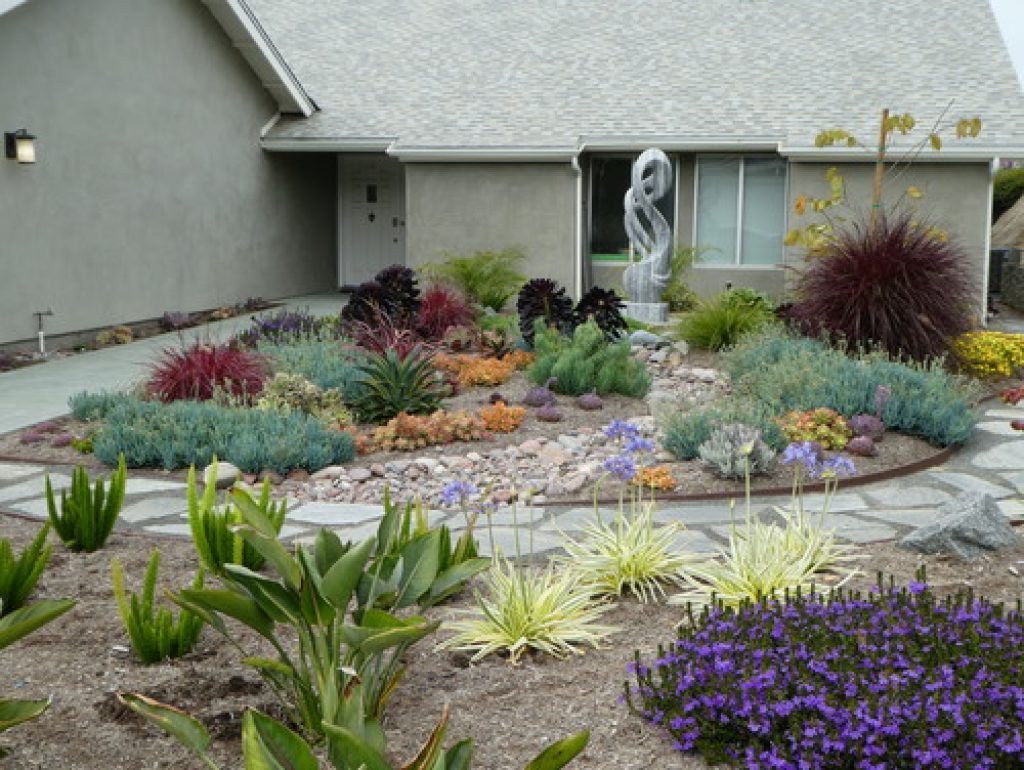 before and after landscape transformation living designs by linda - 152 Easy and Effective Front Yard Landscaping Ideas & Pictures - HandyMan.Guide - Front Yard Landscaping Ideas