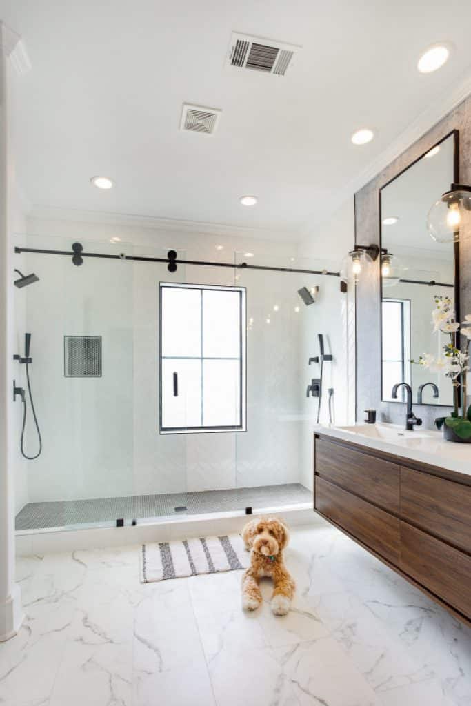 chris montrose bathroom houston affordable designs - 152 Master Bathroom Ideas & Pictures to Transform Your Space - HandyMan.Guide - Master Bathroom Ideas
