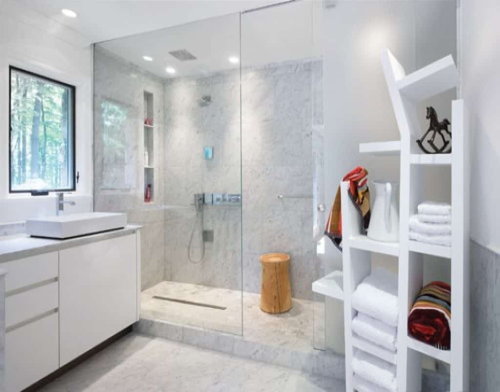 country home chic poliform sagart studio - 152 Master Bathroom Ideas & Pictures to Transform Your Space - HandyMan.Guide - Master Bathroom Ideas