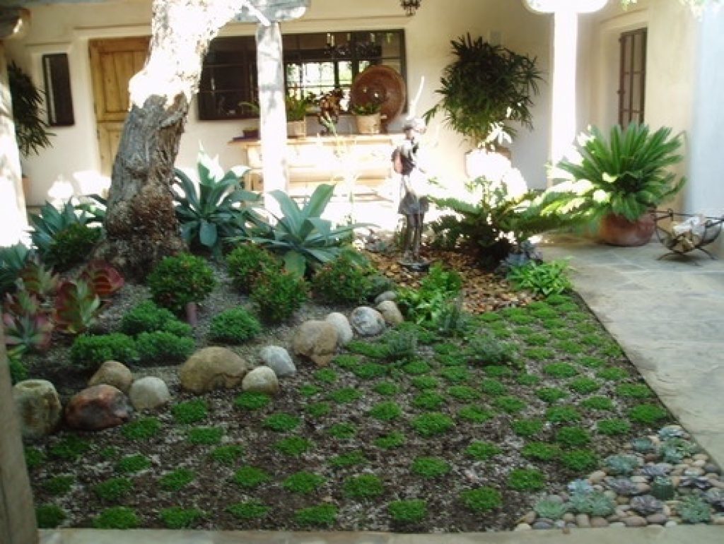 design build spanish early california the design build company img c351f3f000e64c77 8 7445 1 eda5df5 - 152 Easy and Effective Front Yard Landscaping Ideas & Pictures - HandyMan.Guide - Front Yard Landscaping Ideas