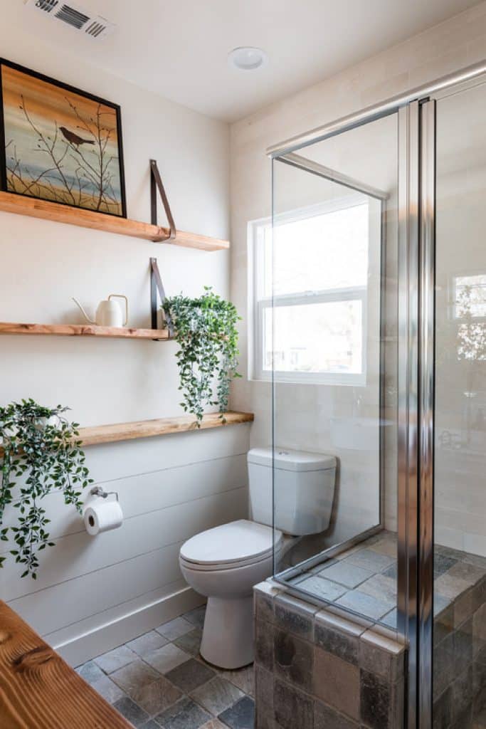 elmhurst cottage novoya design construction - 152 Small Bathroom Remodel Ideas & Pictures for 2022 - HandyMan.Guide - Small Bathroom