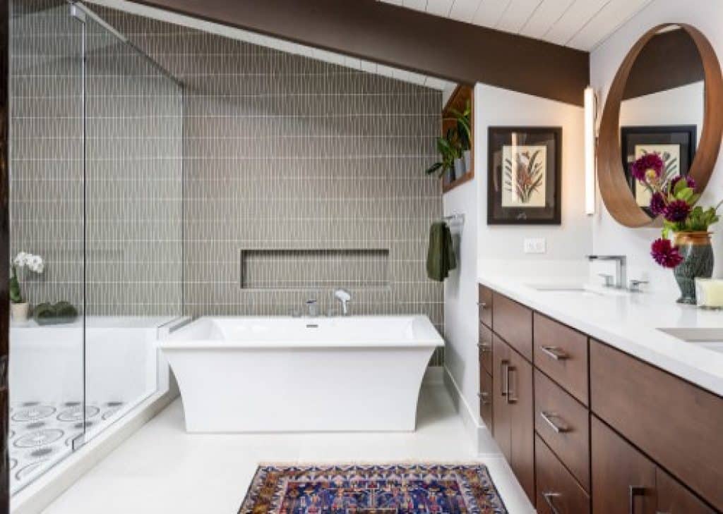midcentury bathroom - 152 Master Bathroom Ideas & Pictures to Transform Your Space - HandyMan.Guide - Master Bathroom Ideas