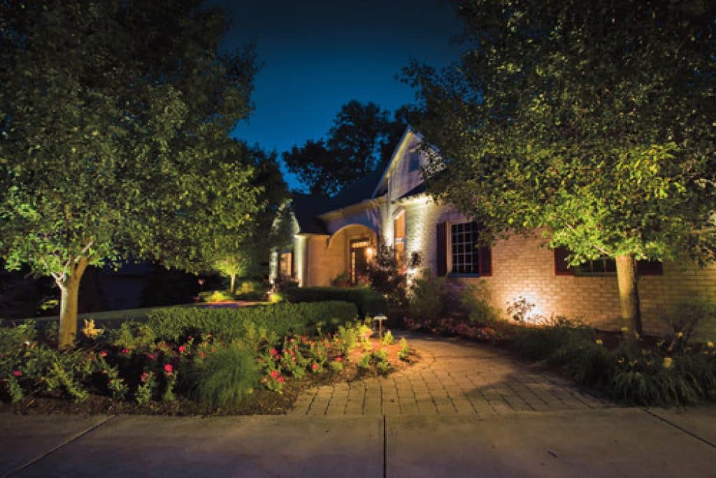 san diego landscape lighting western outdoor designs - 152 Easy and Effective Front Yard Landscaping Ideas & Pictures - HandyMan.Guide - Front Yard Landscaping Ideas