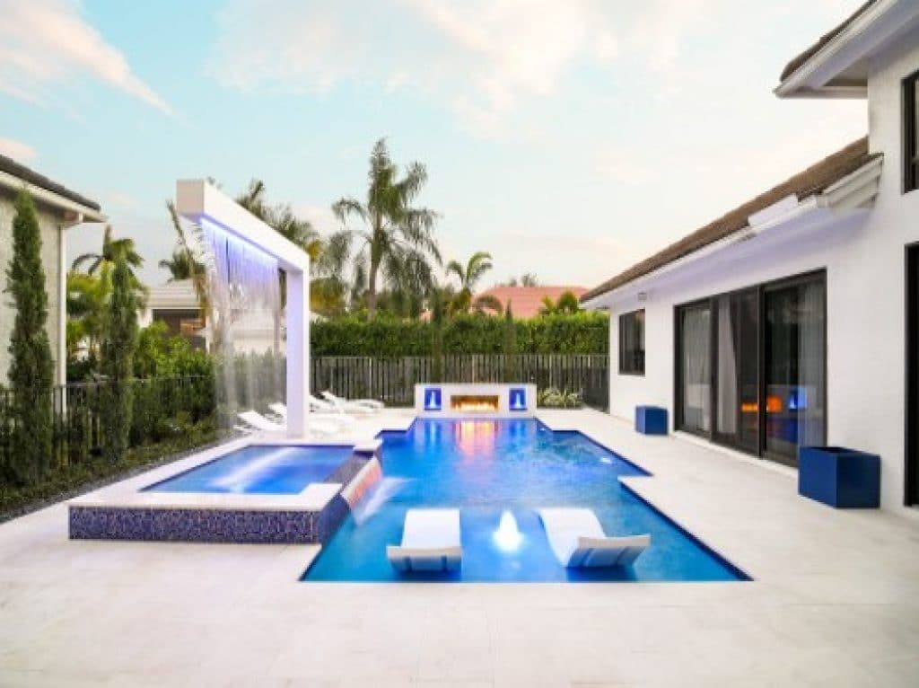 contemporary pool - Pool Ideas: Construction, Design, Pool Area Landscaping, and More - HandyMan.Guide - Pool Ideas