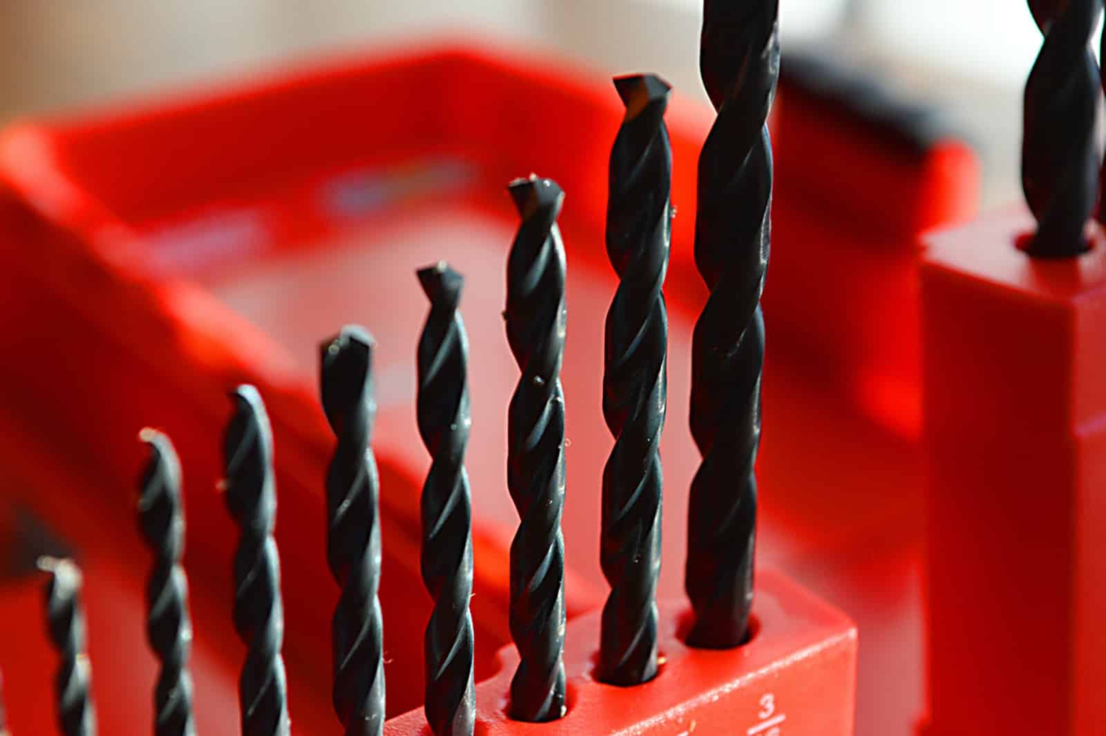 how to use drill bits