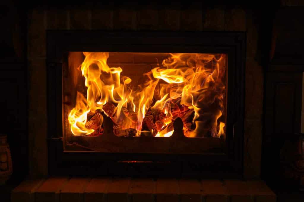 2603721 - The Best Electric Fireplace Insert in 2022 - HandyMan.Guide - best electric fireplace insert