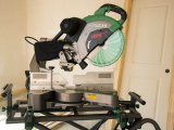What Is a Compound Miter Saw?